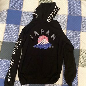 Japan Graphic Hoodie with Mount Fuji Print - Black